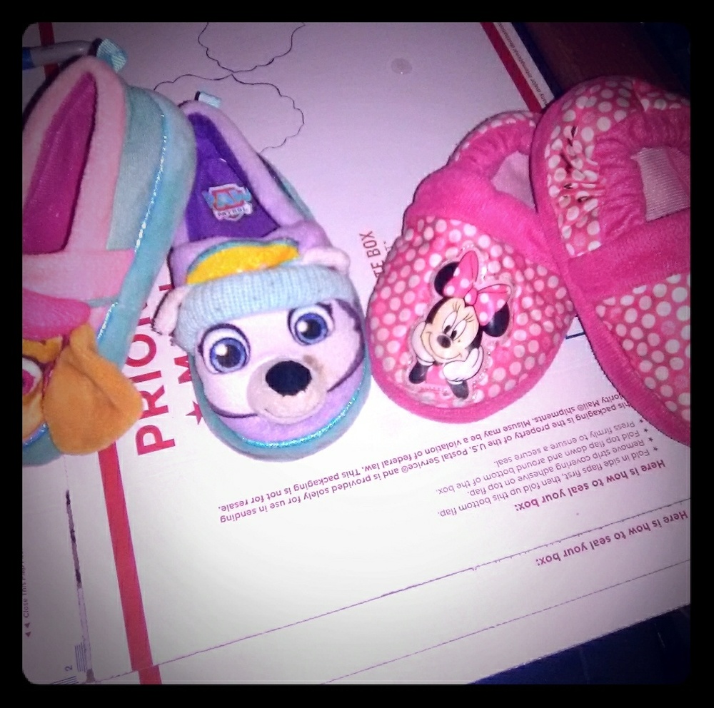 2 pairs of house shoes.